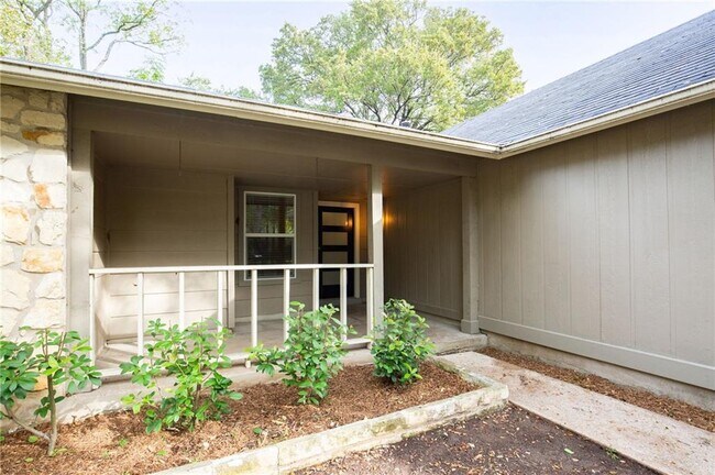 Building Photo - 9708 Moorberry St