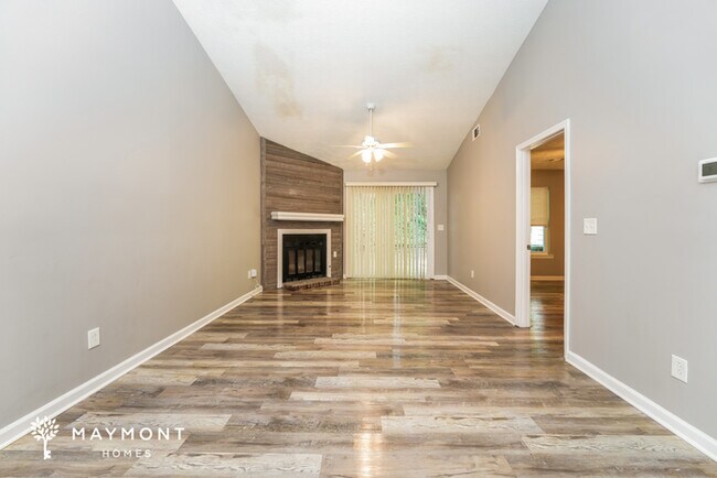 Foto del edificio - 5354 Cherry Wood Dr