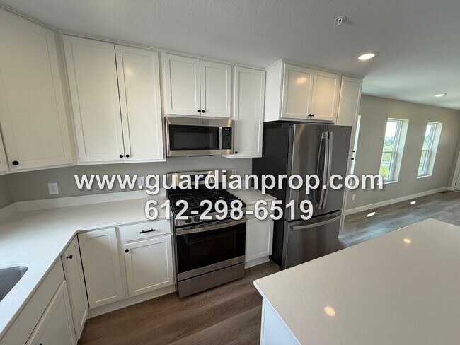 Building Photo - Luxury New Construction Townhouse Availabl...