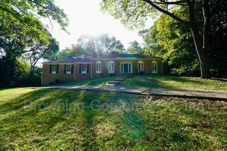 Building Photo - 5345 Green Valley Ct