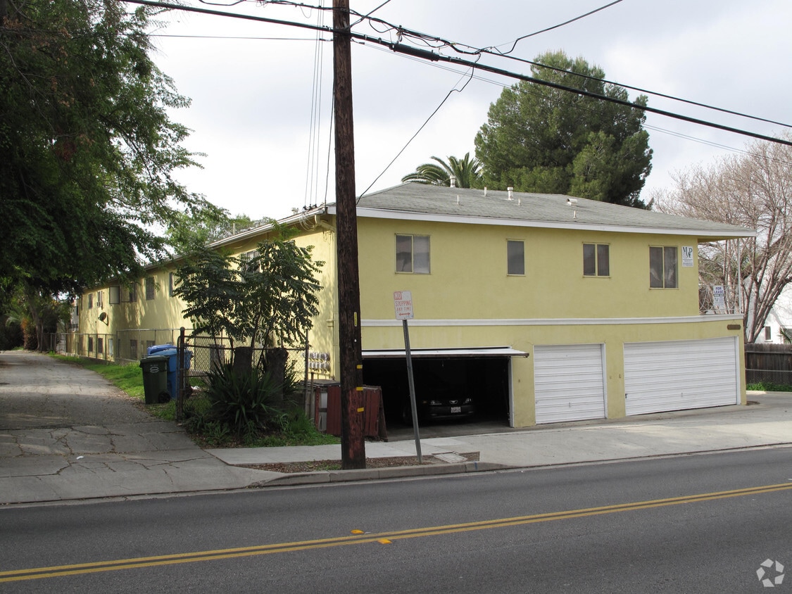 Building Photo - 13624 Mar Vista St