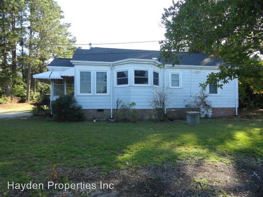 Building Photo - 1800 Hylan Ave
