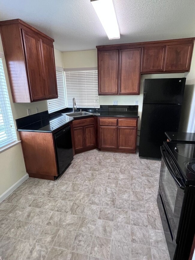 Photo - NICE UPDATED HOME IN SACRAMENTO!!