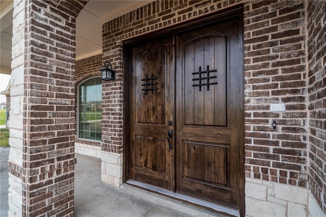 Building Photo - 4220 Waterstone Estates Dr