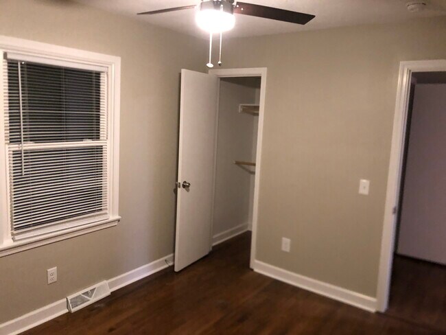 Foto del edificio - 1740 N 50th Ter