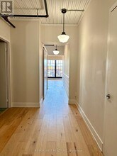 Building Photo - 183 Dovercourt Rd