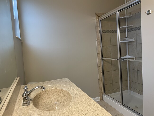 Building Photo - 3770 Hayes Ct