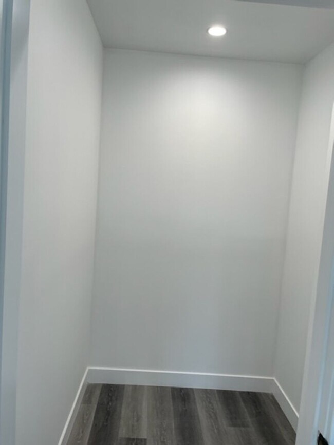 Foto del edificio - 20811 Tiara St
