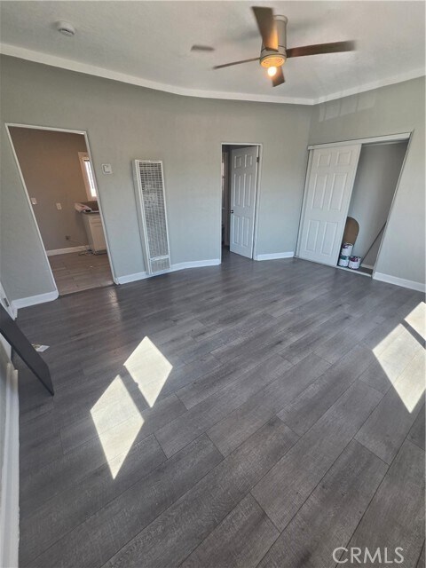 Foto del edificio - 8139 Beechwood Ave