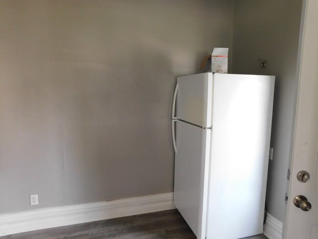 Foto del edificio - Spacious 1 Bedroom Apartment in Great Location