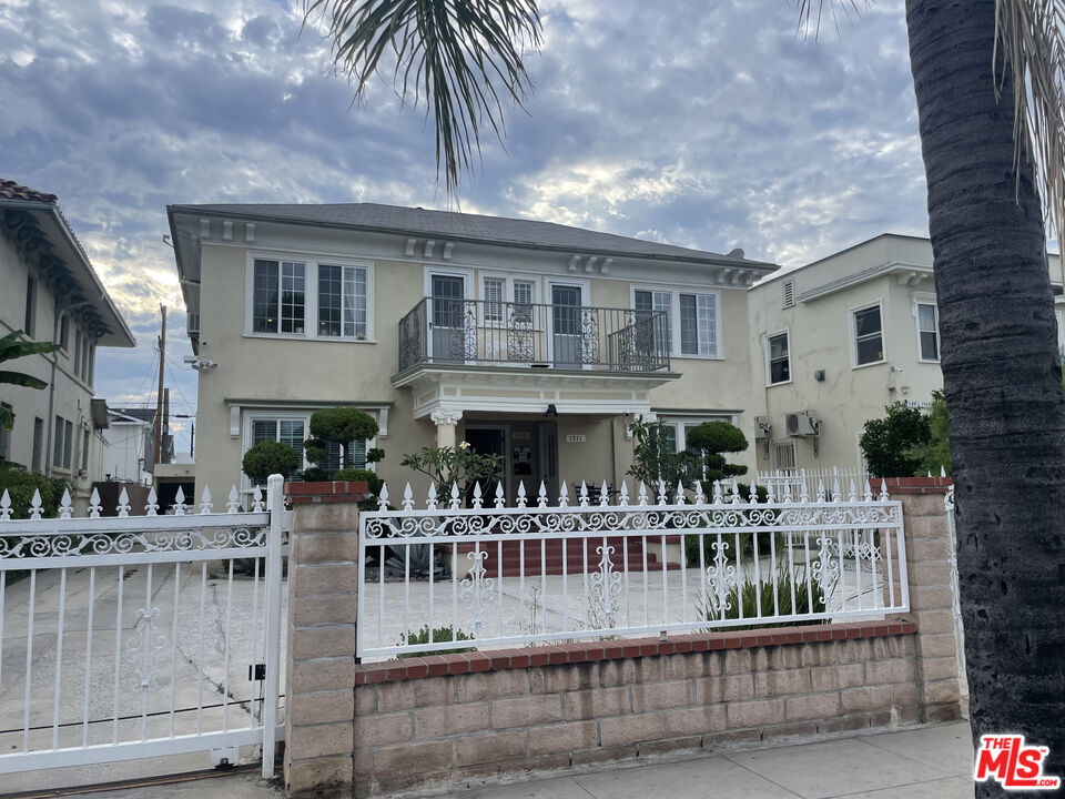 Foto principal - 1511 4th Ave