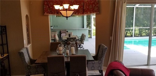 Foto del edificio - 5114 Sylvan Oaks Dr