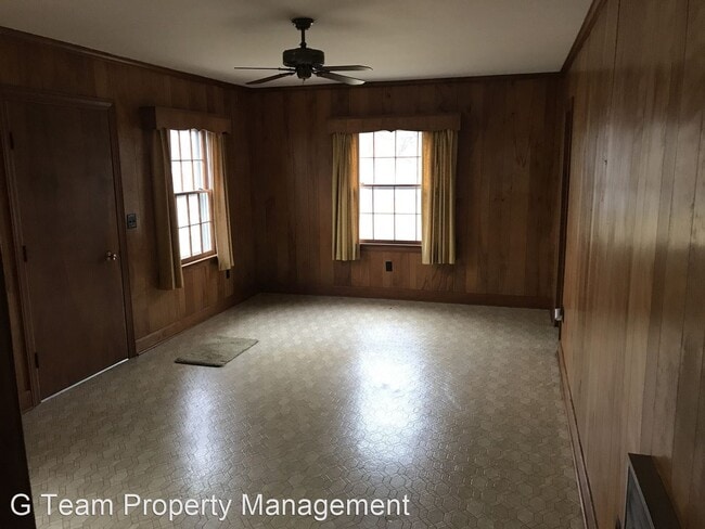 Building Photo - 513 Castle Heights Ave