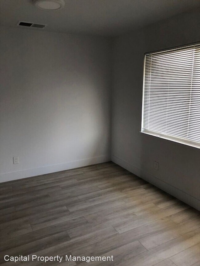 Building Photo - 3 br, 1 bath House - 6844 Bismarck Dr