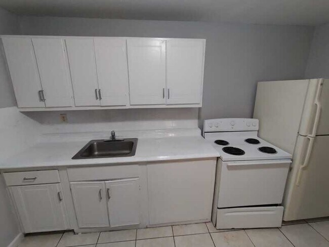 Foto del edificio - 5218 Lexington Ave