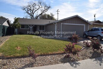 Building Photo - 5977 Marlin Cir