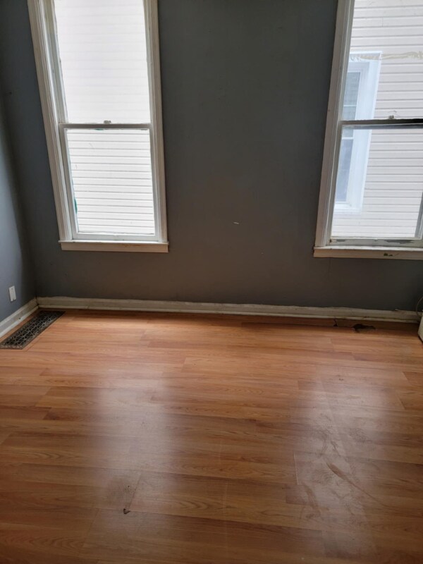 Building Photo - 13 Grove Pl