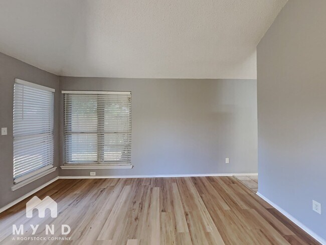 Building Photo - 8517 Brushy Creek Trail