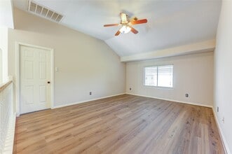 Building Photo - 1223 Oak Canyon Ln