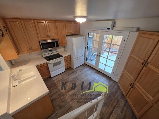 Building Photo - 6426 Bell Bluff Ave