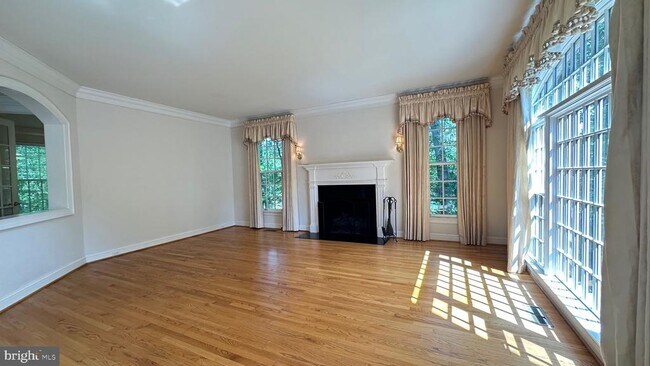 Foto del edificio - 1354 Lewinsville Mews Ct