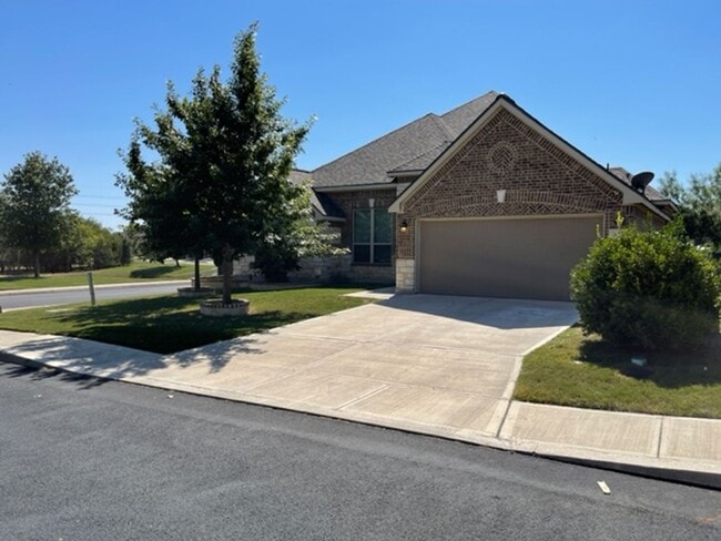 Building Photo - Beautiful Move-In Ready 4-Bedroom Home in Potranco Subdivision