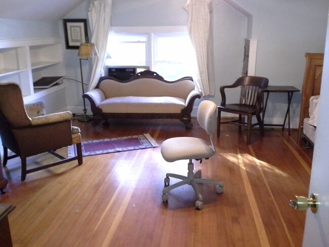 Foto del edificio - 700 Stewart St NE
