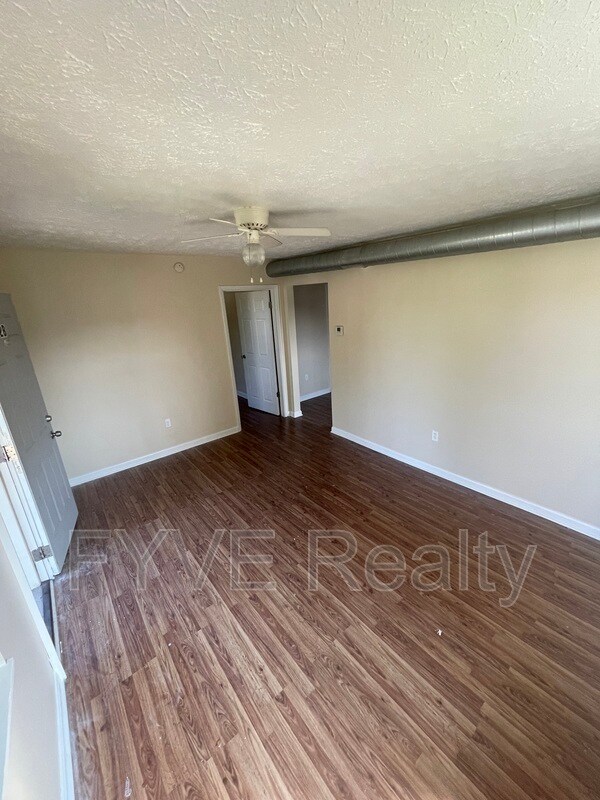 Primary Photo - 1518 Chartiers Ave