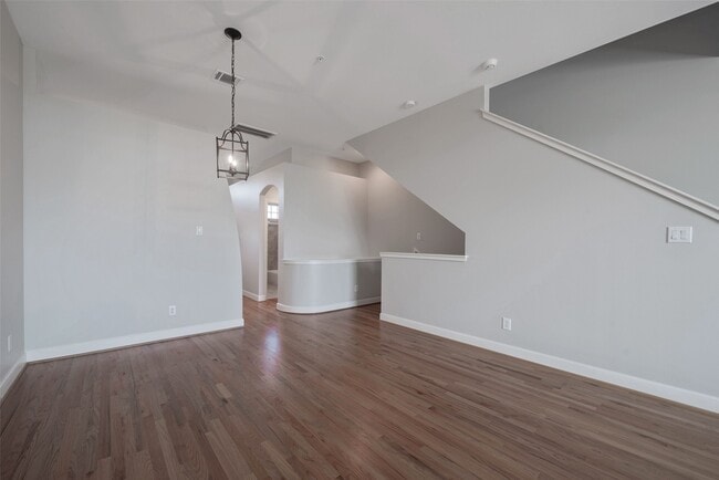 Building Photo - 7650 Springhill St