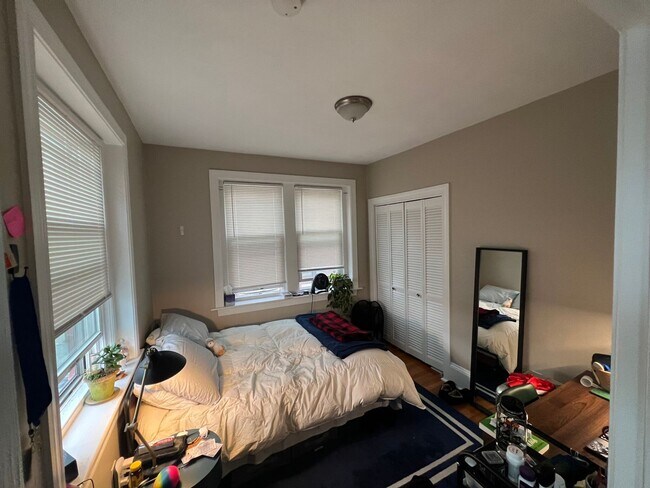 Foto del edificio - 9/1 No Fee! Renovated 2BR near BU South/St Marys/Audubon/Kenmore