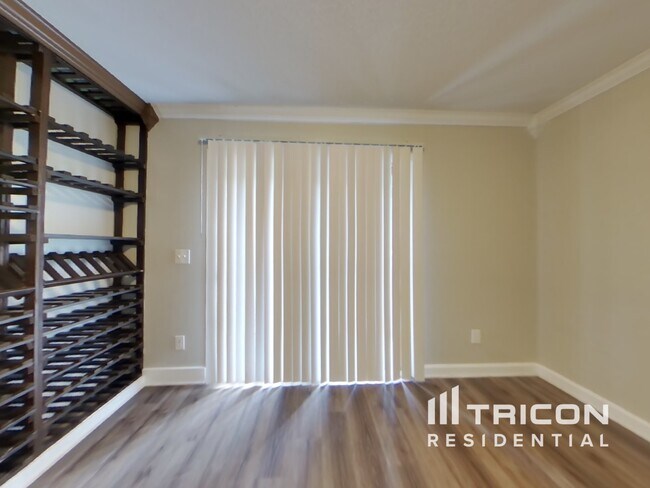 Building Photo - 4550 Talon Way