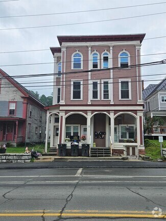 Building Photo - 21 S Main St