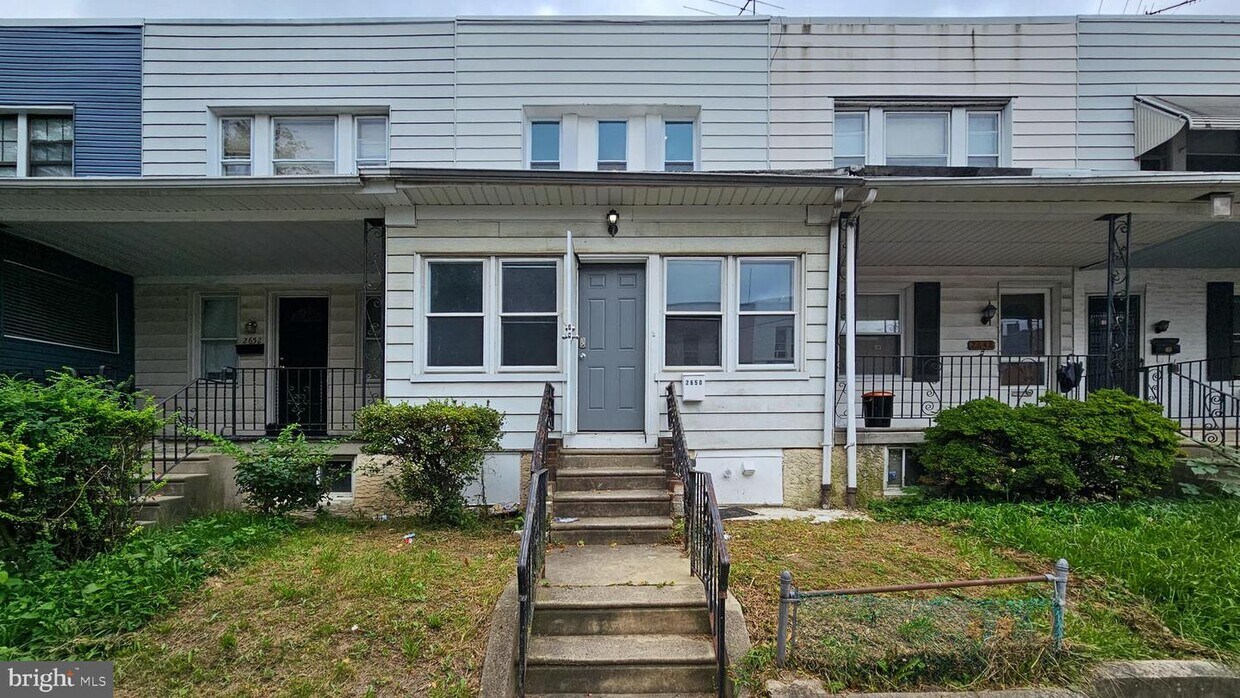 Primary Photo - 2650 Holbrook St