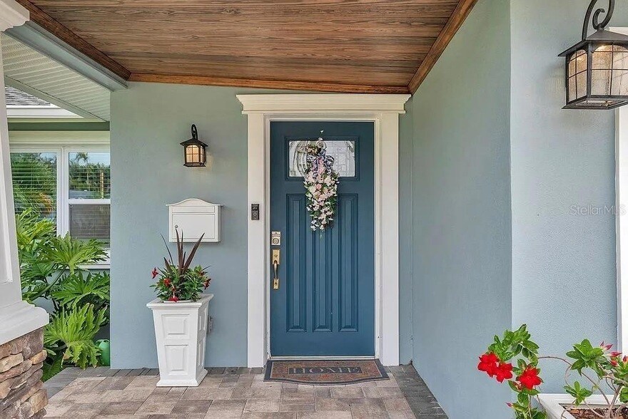Foto principal - 6770 15th Ave N