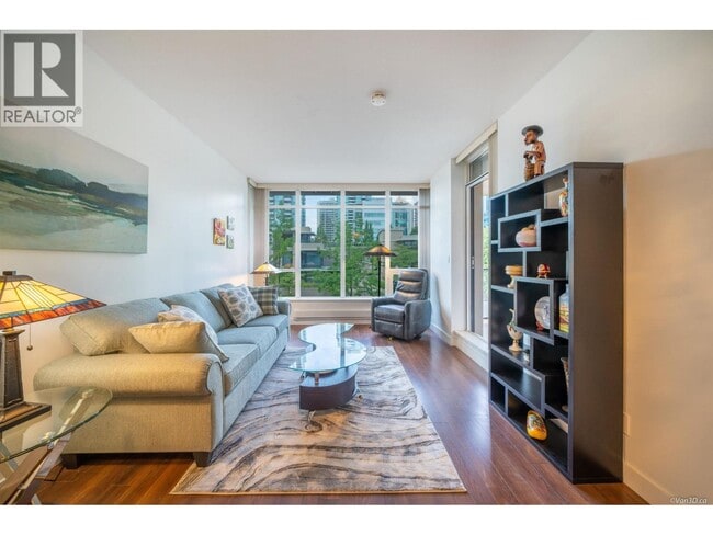 Building Photo - 2077 Rosser Ave