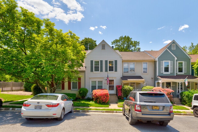 Building Photo - 6376 Chimney Wood Ct