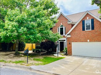 Building Photo - 1751 Millside Dr SE