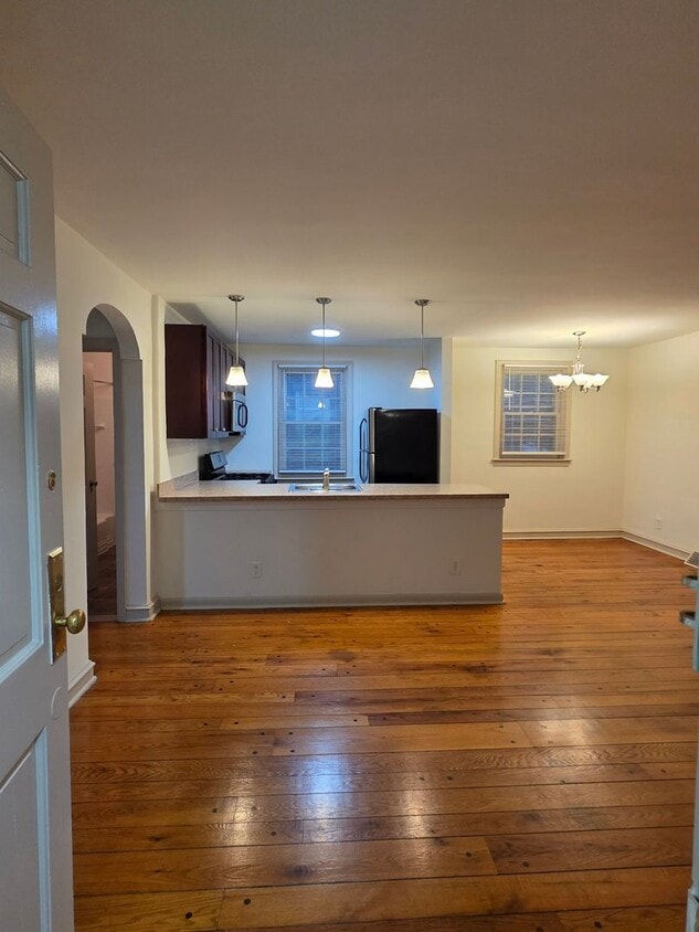 Photo - 2818 Midvale Ave-B