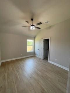 Foto del edificio - 2205 Creekview Dr