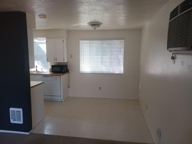Foto del edificio - 1409 N 7th St