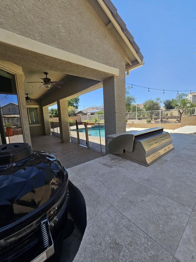 Building Photo - Stunning Single-Level Home with Pool, Outd...