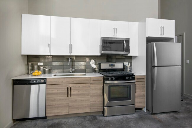 Building Photo - 1242 N Milwaukee Ave