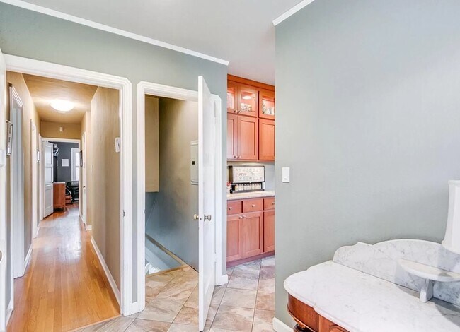 Foto del edificio - 1152 El Abra Way