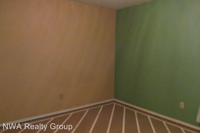 Building Photo - 3210 W Woodfield Way