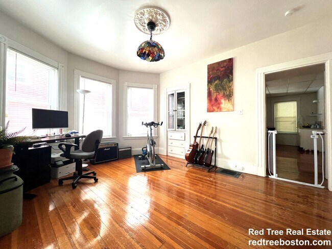Foto del edificio - 4321 Washington St