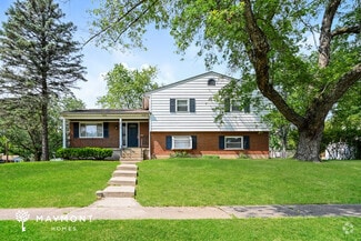 Building Photo - 2512 Grosvenor Dr