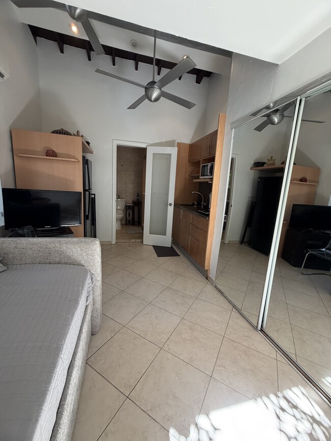 Building Photo - 2539 Swanson Ave