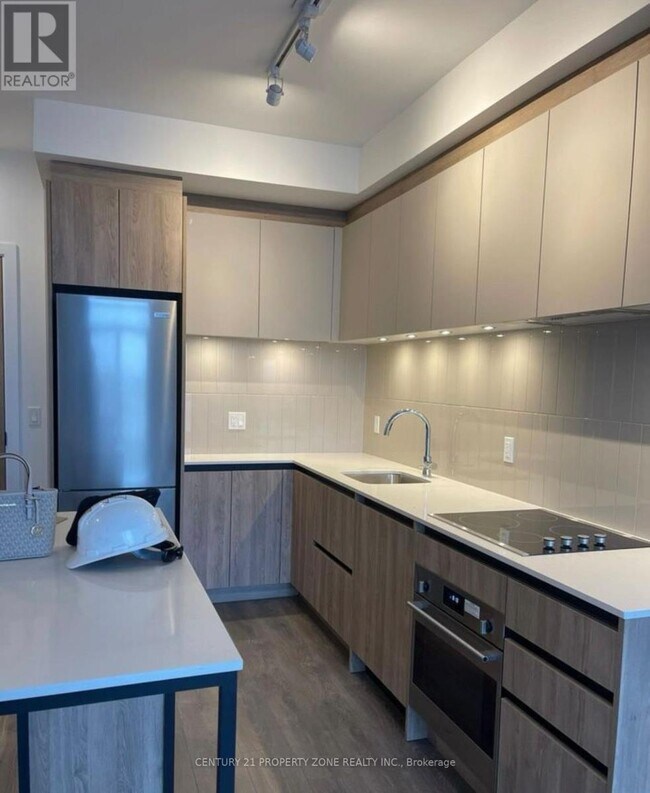 Photo du bâtiment - 7950 Bathurst St