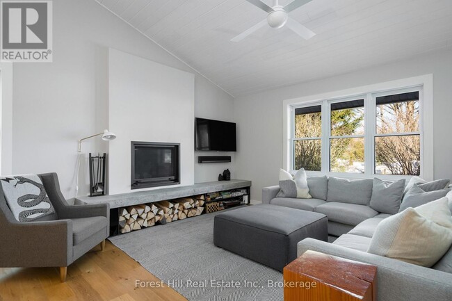 Photo du bâtiment - 569300 Side Rd 6