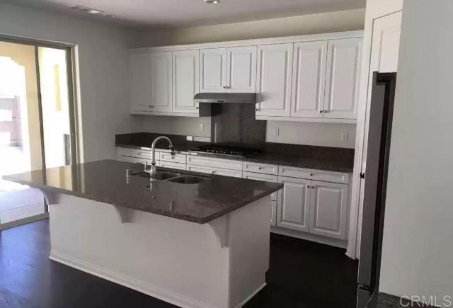 Foto del edificio - 15890 Bass Ln